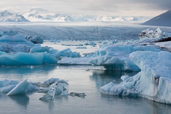 glacierlagoon.jpg